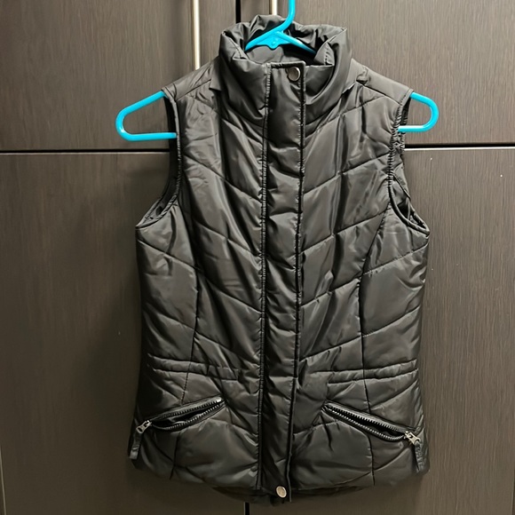 American Rag Jackets & Blazers - Black American rag vest